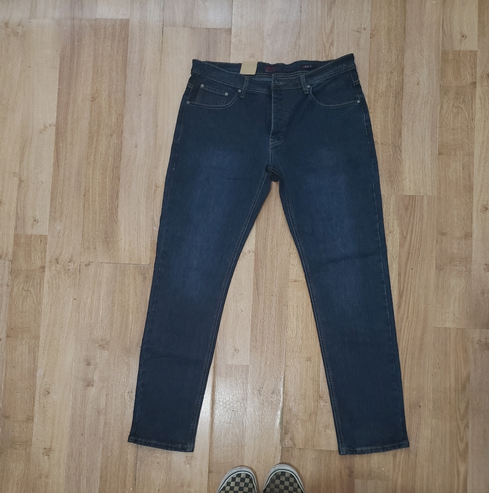 New With Tags Pravo Blue Jeans, Unisex